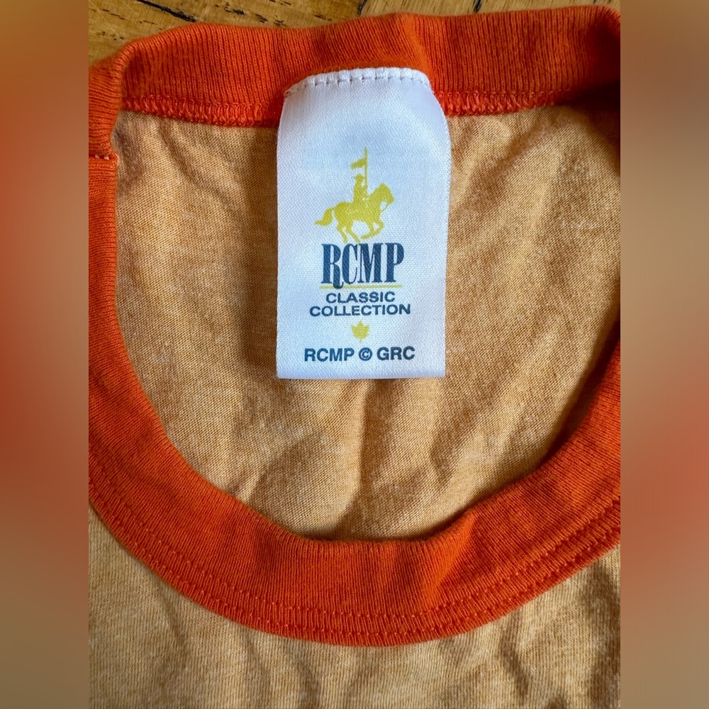 Authentic RCMP tee - Picture 2 of 2